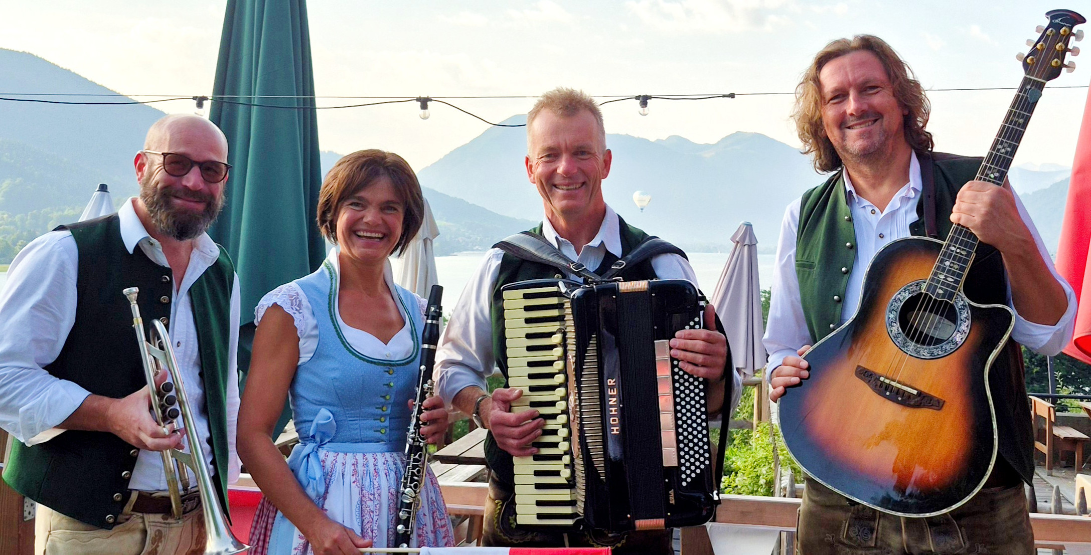 2025.08.10_FC Bayern_Kaltenbrunn_Bandfoto_Heufelder_Zoom